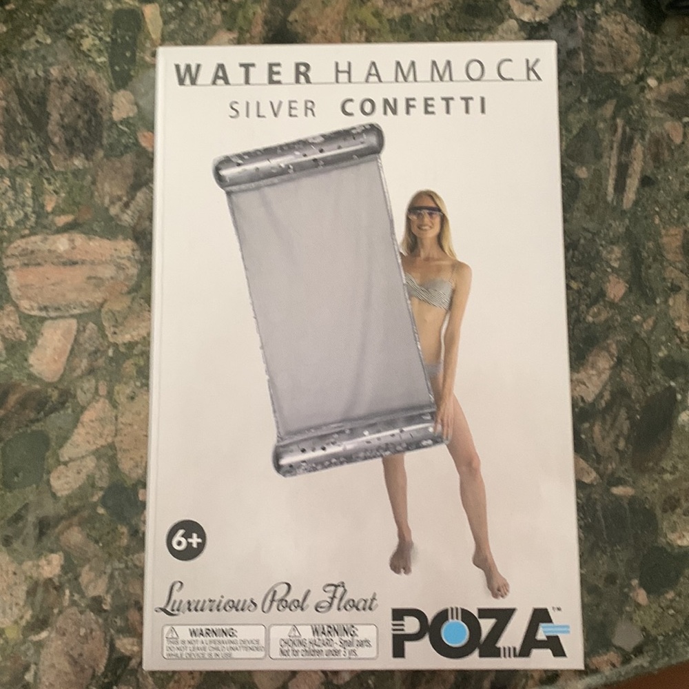 POZA Luxurious Pool Float - Picture 4 of 4